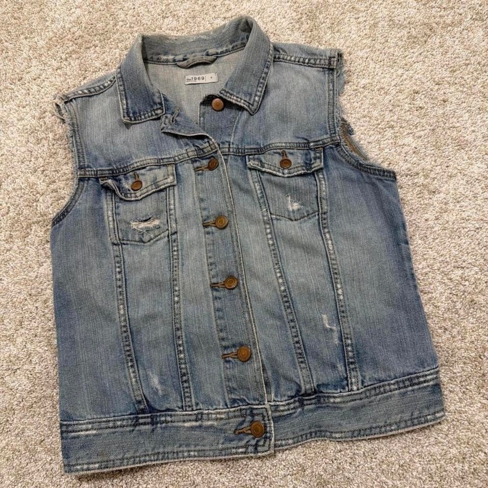Y2K Vintage Gap 1969 Distressed Denim Vest | Light Wash Blue‎ | Small